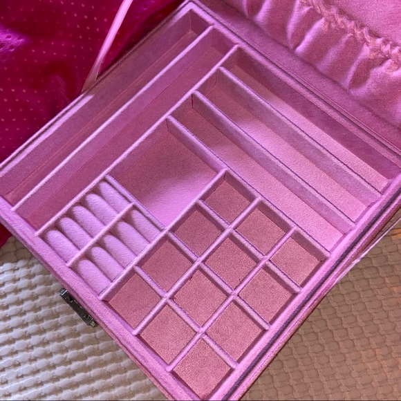 Pink jewellery box - Picture 4 of 11